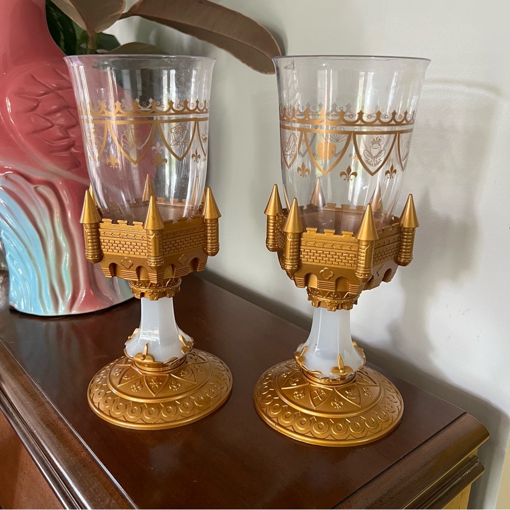 Disney Parks Be Our Guest Light Up Beauty &‎ The Beast Chalice Gold Castle 2 Set